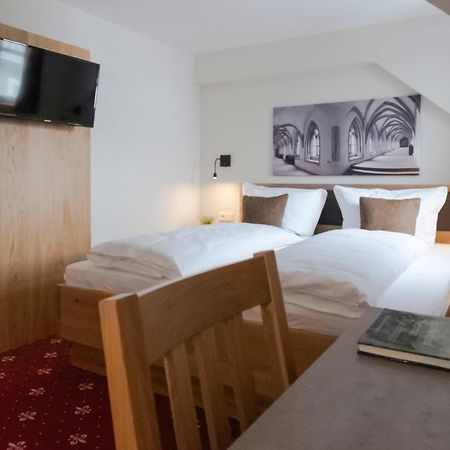 Klostergasthof Heidenheim - Hotel Garni 외부 사진