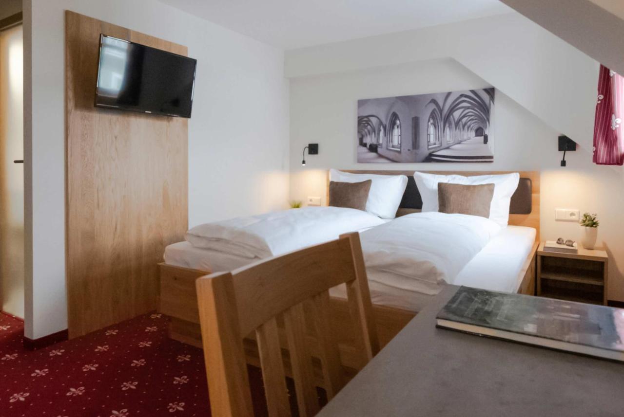 Klostergasthof Heidenheim - Hotel Garni 외부 사진