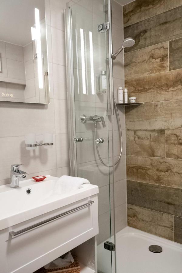 Klostergasthof Heidenheim - Hotel Garni 외부 사진
